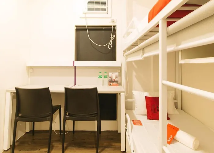 Hotel Reddoorz At Mytown Istanbul Makati - Quarantine