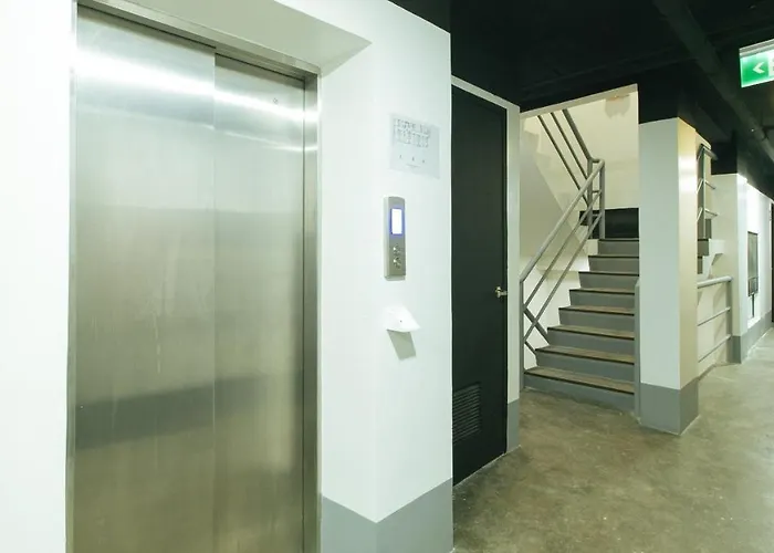 Reddoorz At Mytown Istanbul Makati - Quarantine Hotel