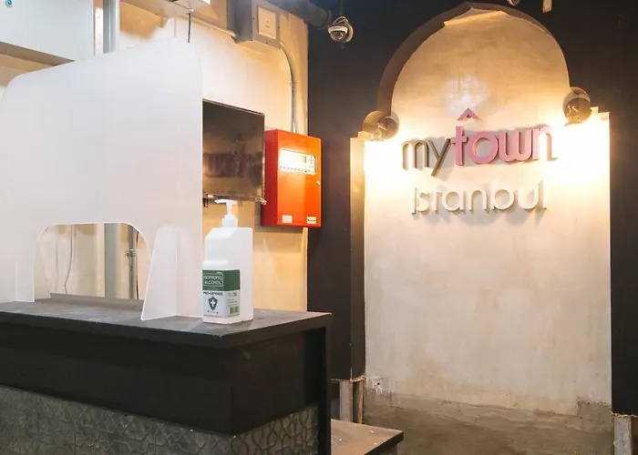 Hotel Reddoorz At Mytown Istanbul Makati - Quarantine Manila