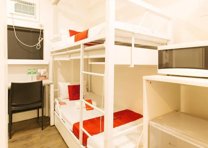 Hotel Reddoorz At Mytown Istanbul Makati - Quarantine